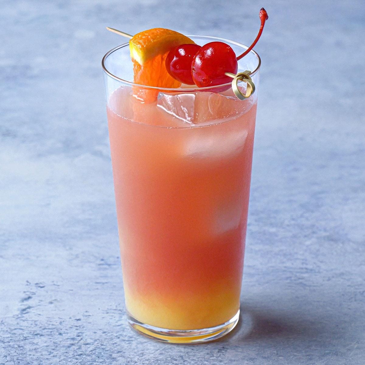 How to Make the Perfect Sex on the Beach Cocktail